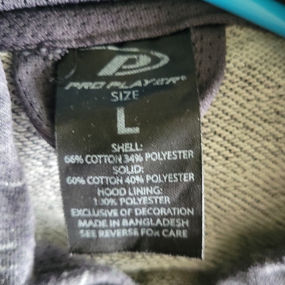 Pro Player Zip-Up size Large - Picture 3 of 4